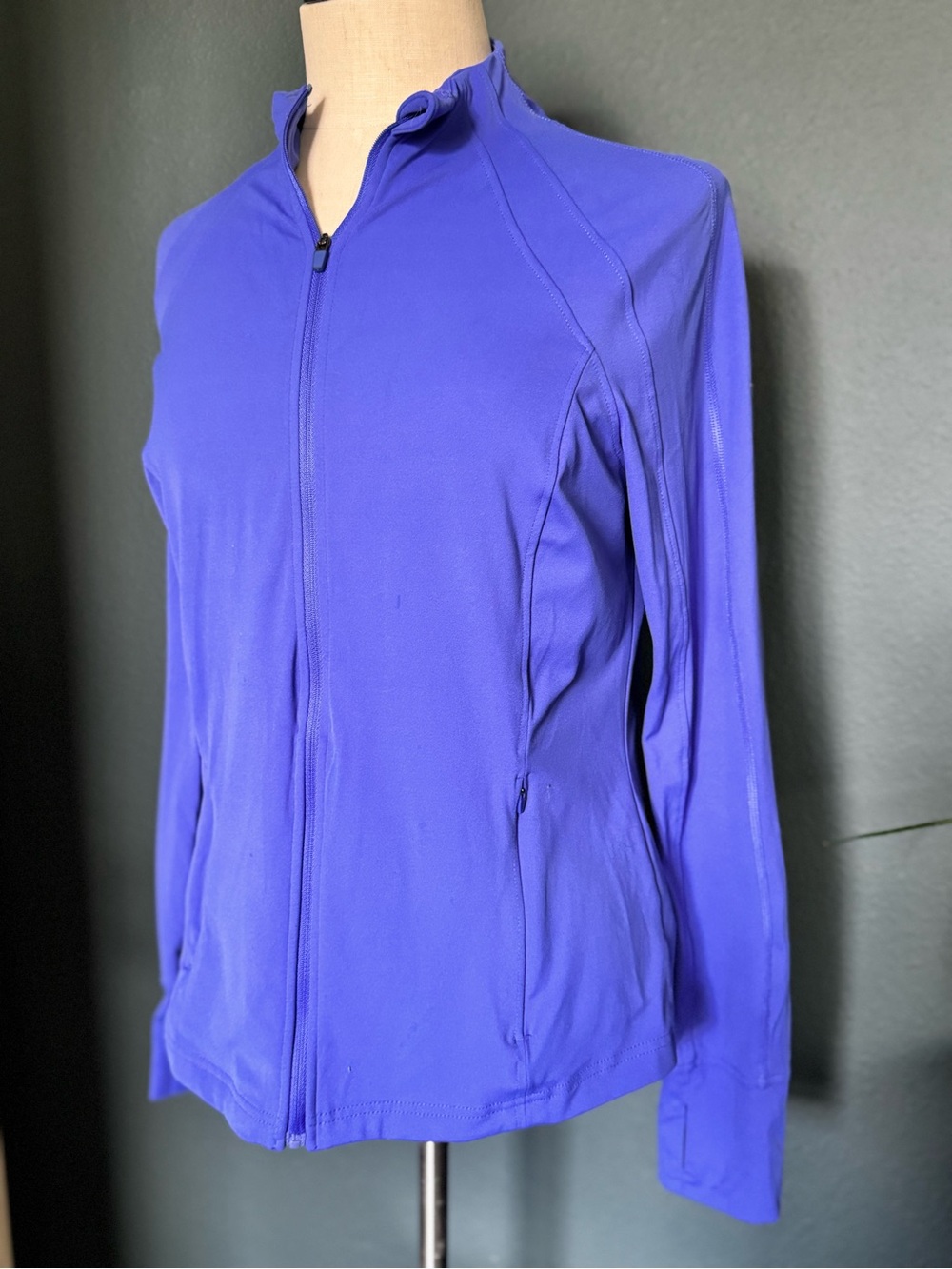 Avia Zip-Front Active Jacket in Vibrant Blue-Purple